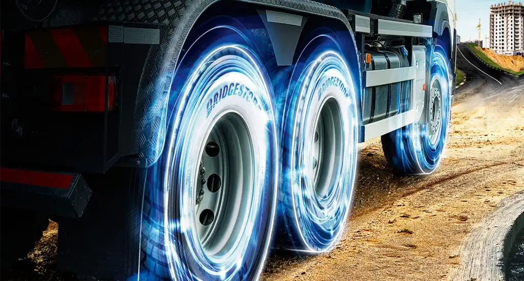 Детальніше про статтю Як правильно підібрати шини до вантажних автомобілів